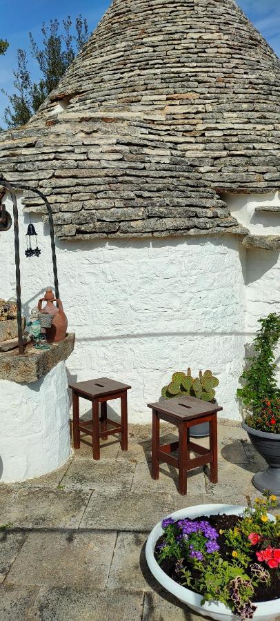 Antico Trullo Immerso Nella Campagna Альберобелло Экстерьер фото